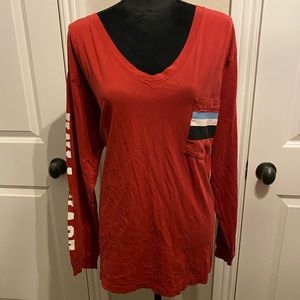 Women’s PINK brand v-neck top